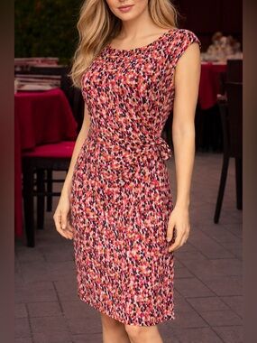 jcpenney red and black dress There's something to be said about Halston's JCPenney collaboration that's still visible today. Halston's partnership with JCPenney marked a pivotal moment in his career, driven by his desire to bring high